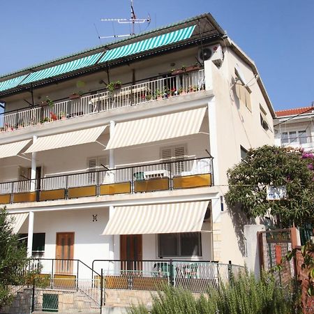 Apartments By The Sea Trogir - 15011 외부 사진