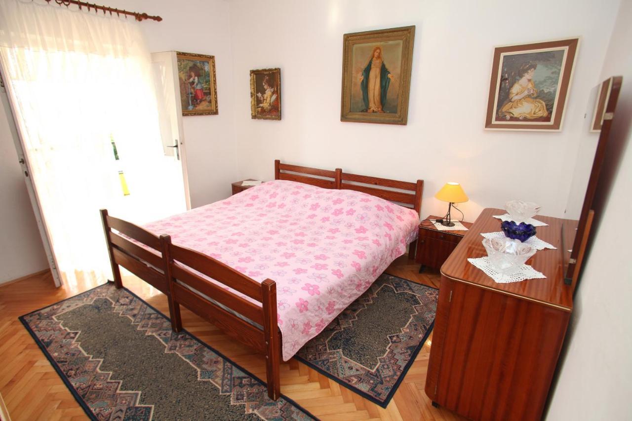 Apartments By The Sea Trogir - 15011 외부 사진