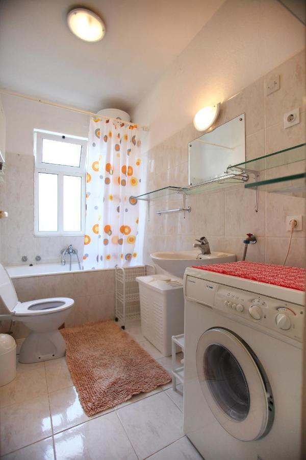 Apartments By The Sea Trogir - 15011 외부 사진