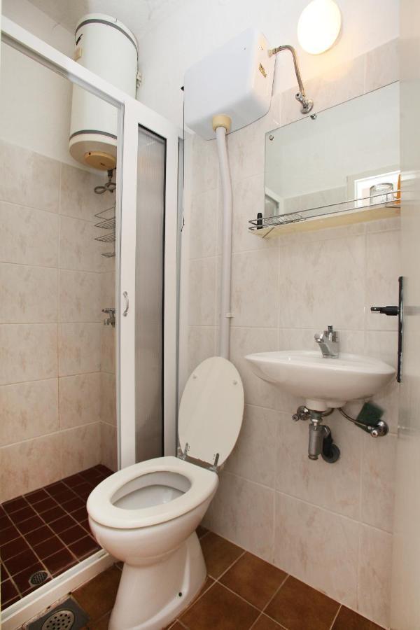 Apartments By The Sea Trogir - 15011 외부 사진