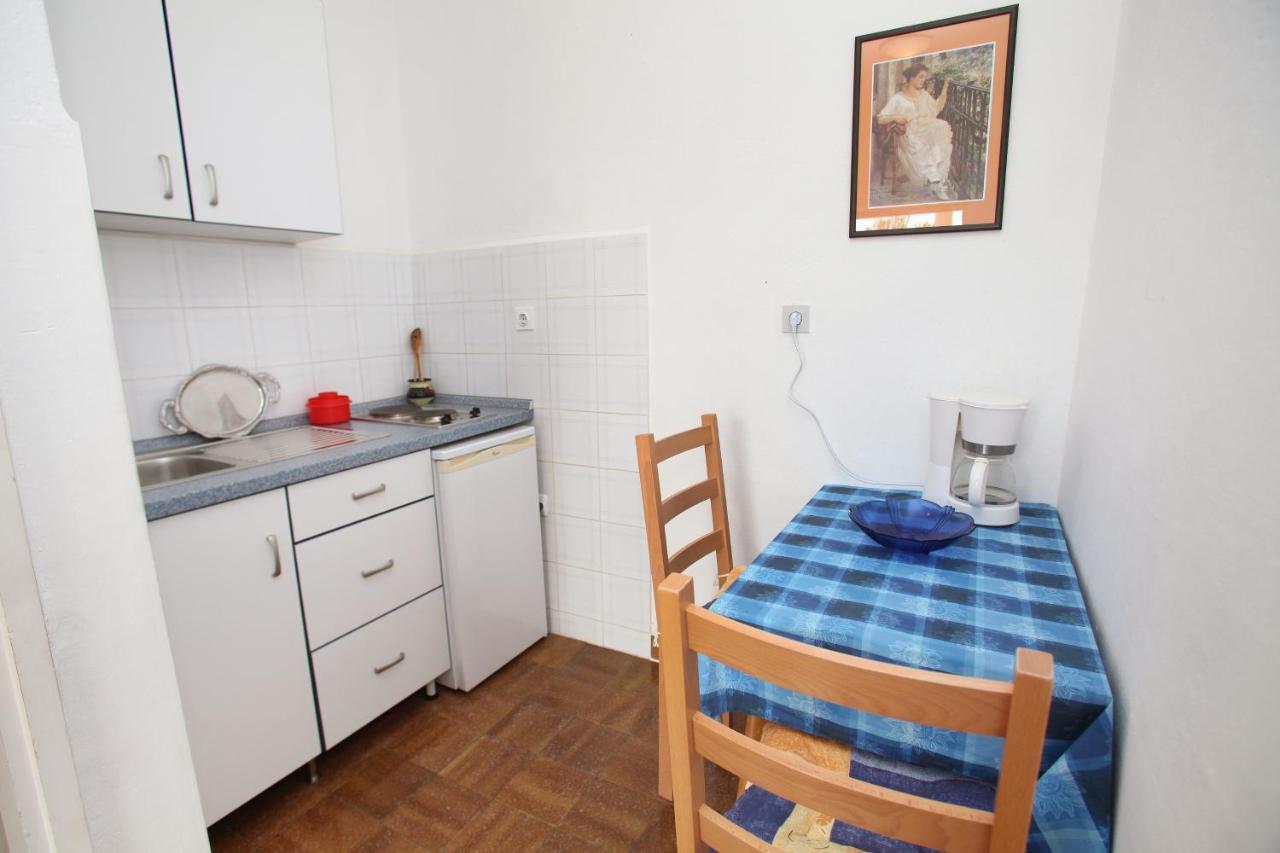 Apartments By The Sea Trogir - 15011 외부 사진